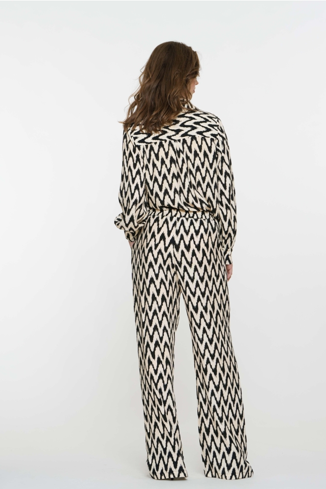 BROEK MET ZIGZAGPRINT 51173 70 Black/Off-white